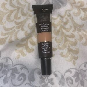 IT Cosmetics bye bye concealer in medium
